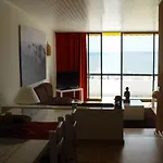 Ocean View Apartment *
