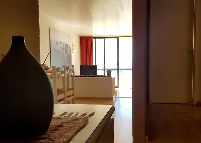 Ocean View Apartment *